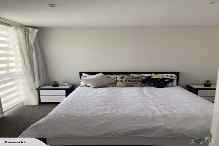 Photo of property in 2/31 Kenderdine Road, Papatoetoe, Auckland, 2025