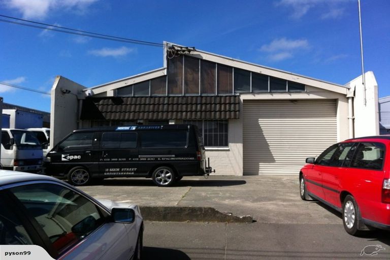 Photo of property in 18 Saxon Street, Waterview, Auckland, 1026