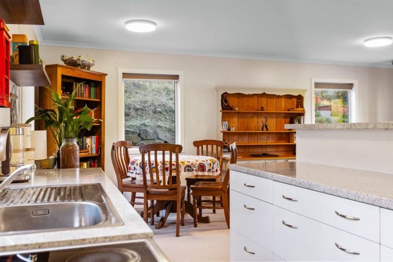 Photo of property in 15 Aronui Road, Bridge Hill, Alexandra, 9320