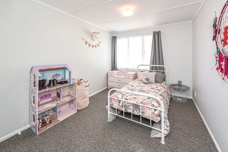 Photo of property in 30 Field Street, Aramoho, Whanganui, 4500