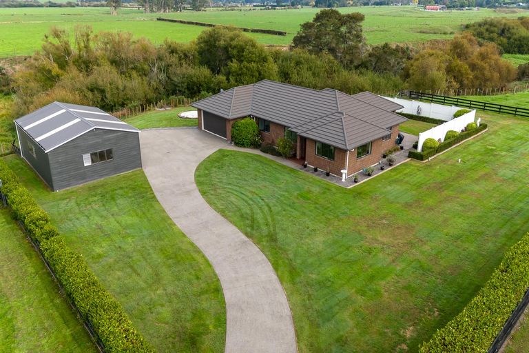 Photo of property in 2121 Kakaramea Road, Ngahinapouri, Hamilton, 3290