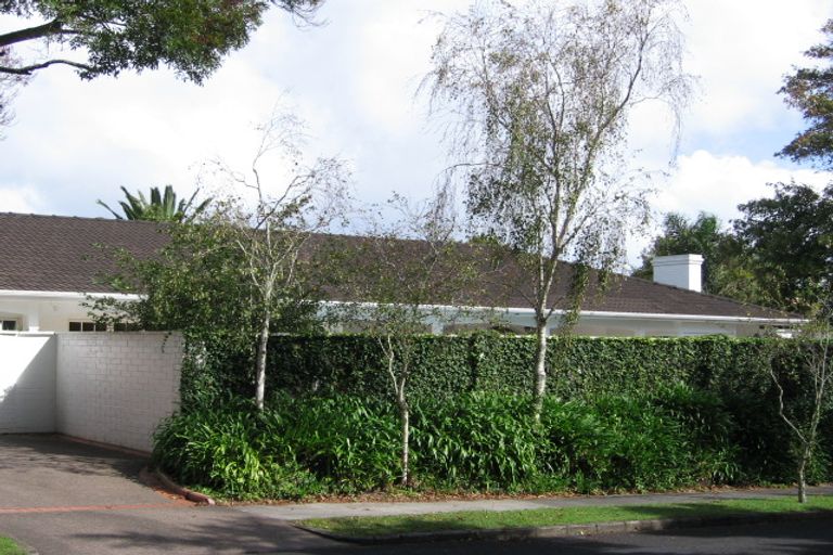Photo of property in 3 Meanda Gardens, Sunnyhills, Auckland, 2010