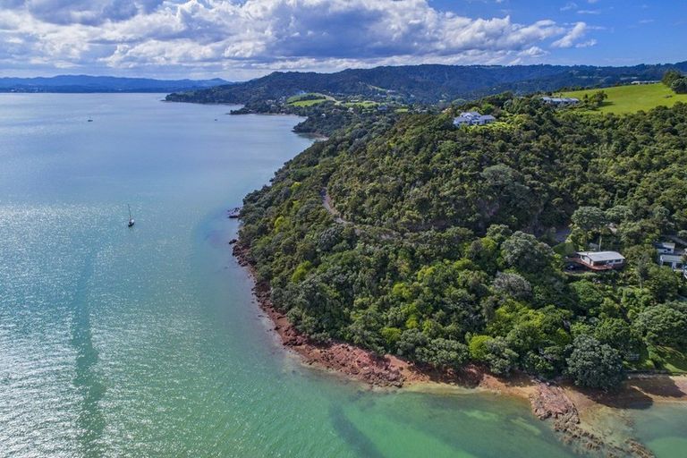 Photo of property in 168 Manganese Point Road, Tamaterau, Whangarei, 0174