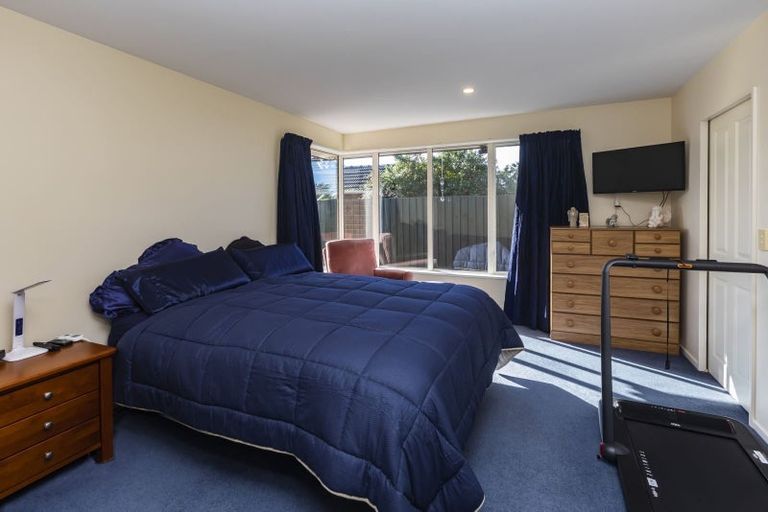 Photo of property in 4 Cherrytree Lane, Spreydon, Christchurch, 8024