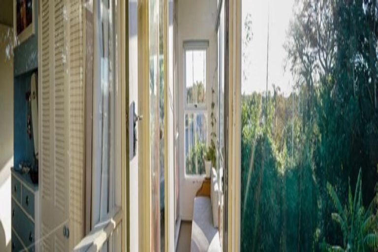 Photo of property in 14/93 Vauxhall Road, Devonport, Auckland, 0624