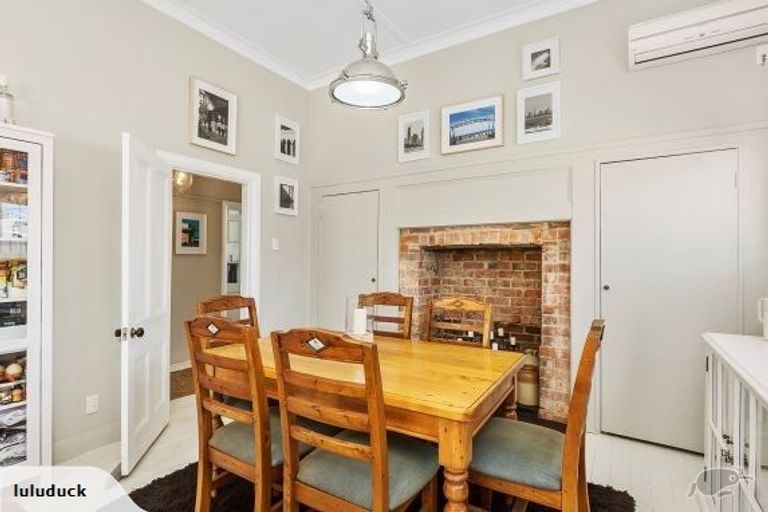 Photo of property in 84 Tomahawk Road, Andersons Bay, Dunedin, 9013