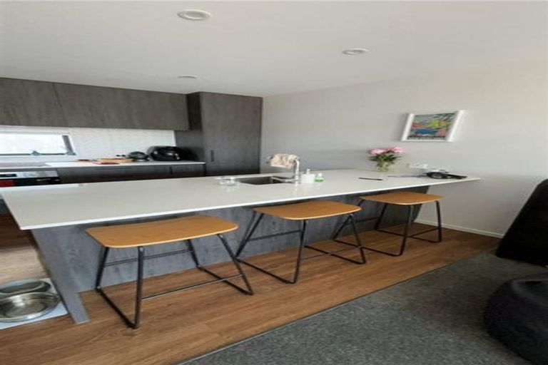 Photo of property in 4/317 Lincoln Road, Addington, Christchurch, 8024