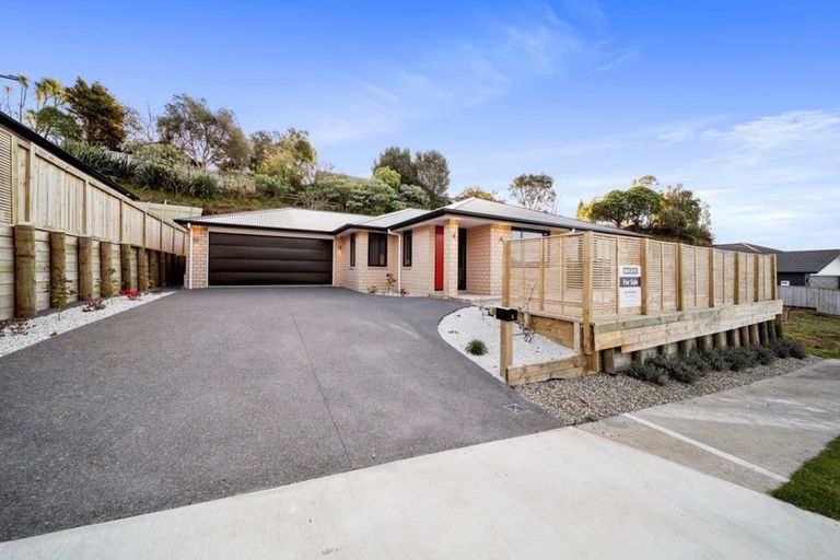 Photo of property in 3 Frederick Place, Whalers Gate, New Plymouth, 4310