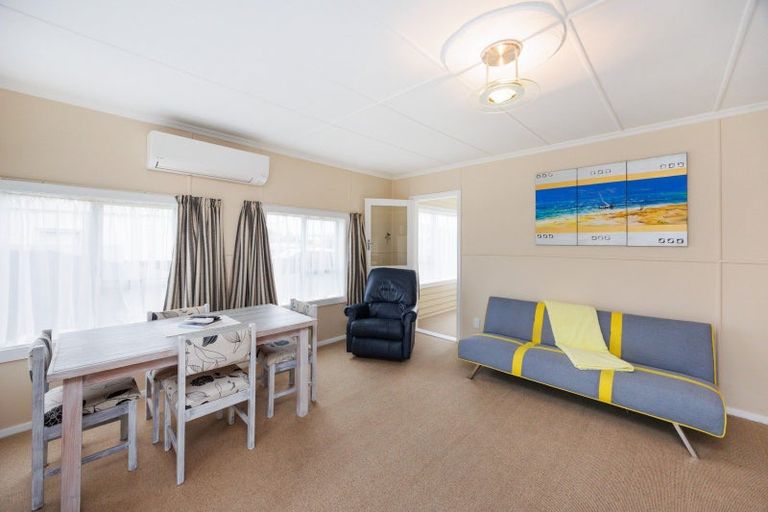 Photo of property in 55 Seabury Avenue, Foxton Beach, Foxton, 4815