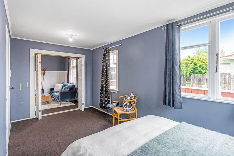 Photo of property in 10 Parakai Street, Paraparaumu, 5032