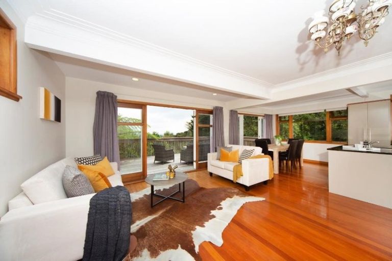 Photo of property in 69 Kohu Road, Titirangi, Auckland, 0604