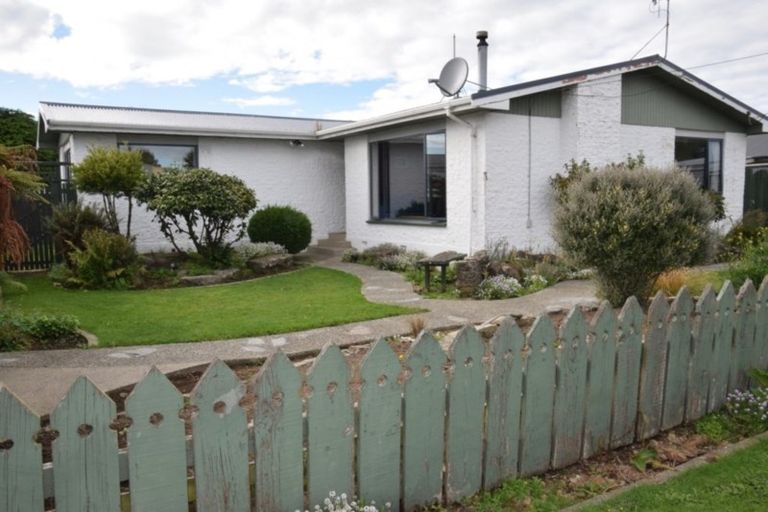 Photo of property in 12 Kereru Street, Waikiwi, Invercargill, 9810
