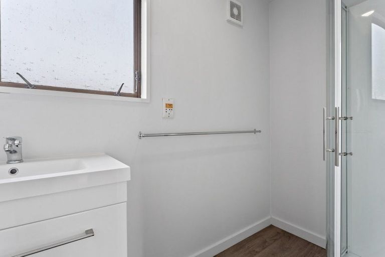 Photo of property in 59a Wairakei Road, Bryndwr, Christchurch, 8052