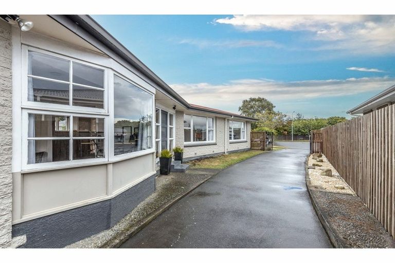 Photo of property in 17 Opal Place, Casebrook, Christchurch, 8051