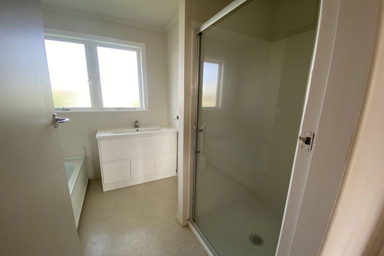 Photo of property in 66 English Street, St Andrews, Hamilton, 3200