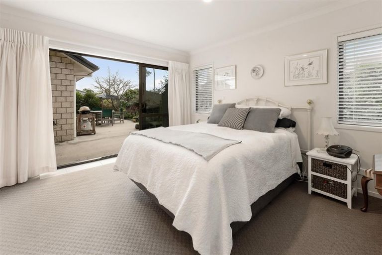 Photo of property in 21 Hayward Rise, Owhata, Rotorua, 3010