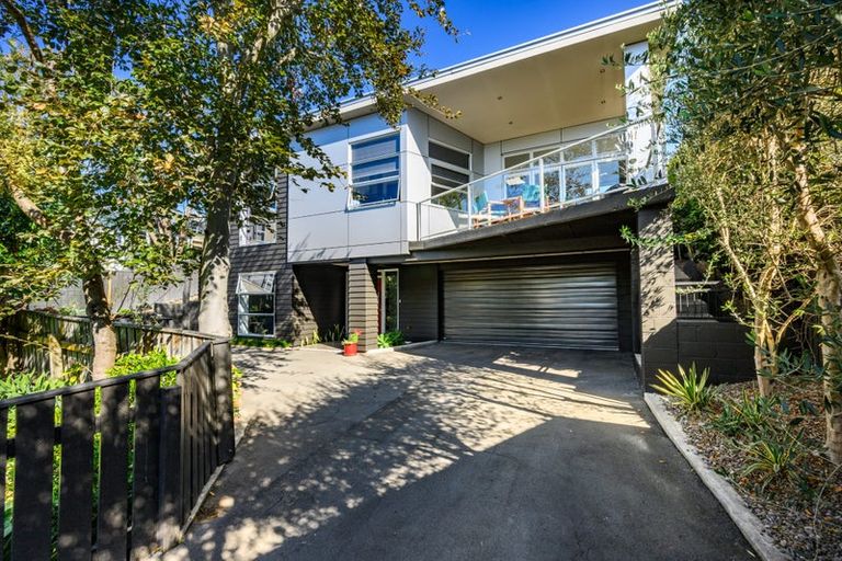 Photo of property in 1 Kensington Mews, Hokowhitu, Palmerston North, 4410