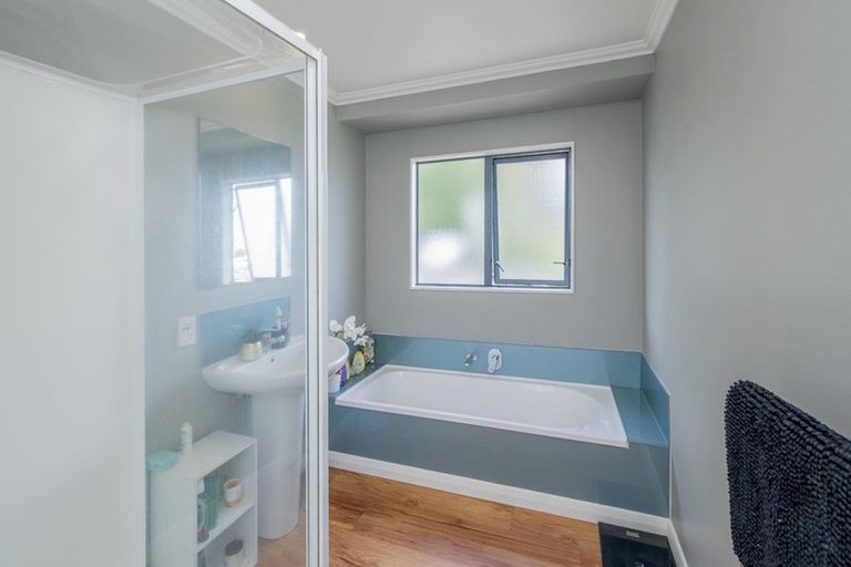 Photo of property in 38 Campbell Avenue, Paraparaumu, 5032