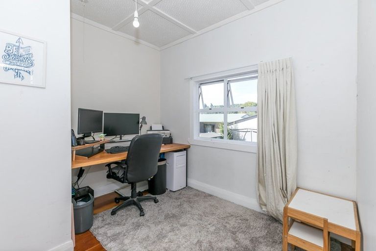 Photo of property in 15 Hinau Street, Maeroa, Hamilton, 3200