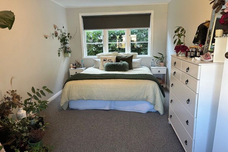 Photo of property in 108 Pahiatua Street, Hokowhitu, Palmerston North, 4410