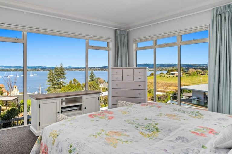 Photo of property in 86 Omokoroa Road, Omokoroa, 3114