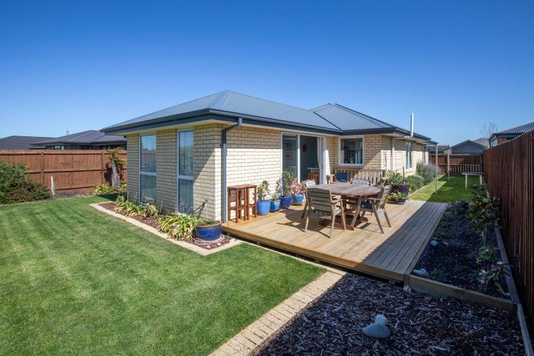 Photo of property in 9 Andesite Drive, Rolleston, 7614