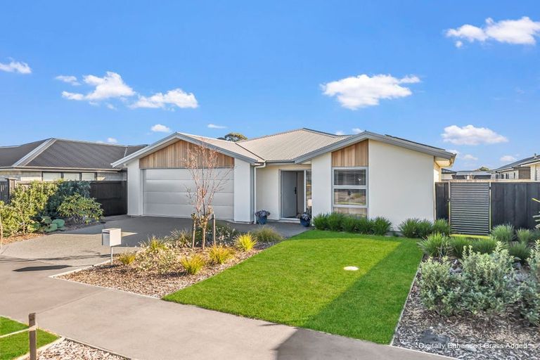 Photo of property in 13 Matai Springs Drive, Halswell, Christchurch, 8025