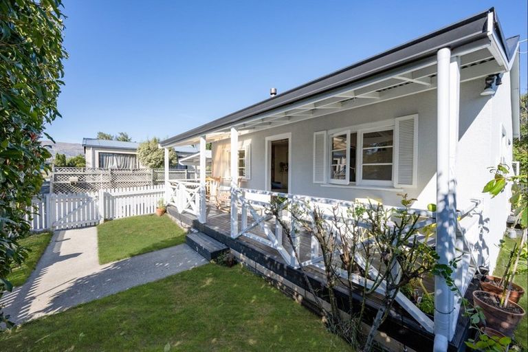 Photo of property in 7a Wilkin Road, Wanaka, 9305