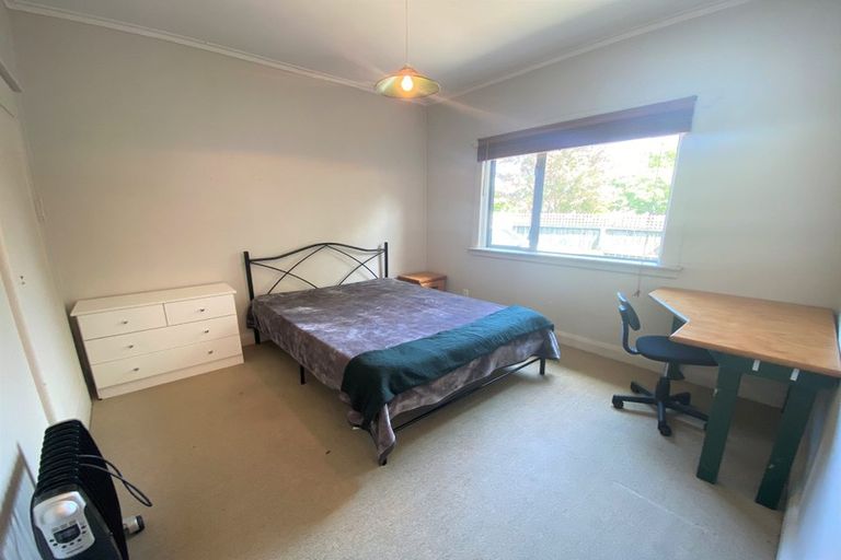 Photo of property in 35 Memorial Avenue, Ilam, Christchurch, 8053