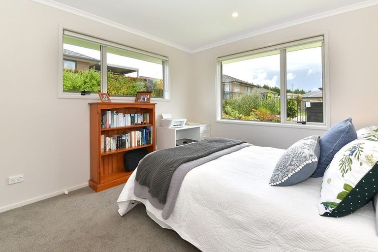 Photo of property in 24 Discovery Drive, Gulf Harbour, Whangaparaoa, 0930