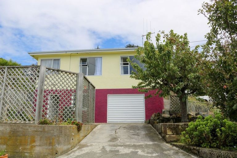 Photo of property in 17 Tay Street, Oamaru North, Oamaru, 9400