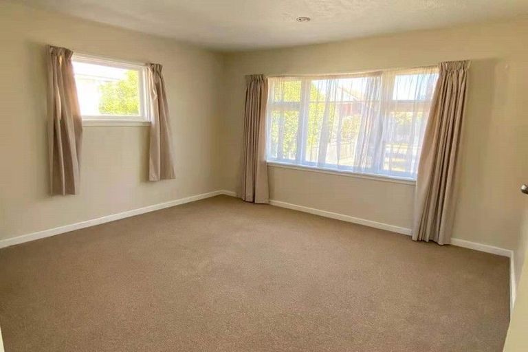 Photo of property in 36 Charlcott Street, Burnside, Christchurch, 8053