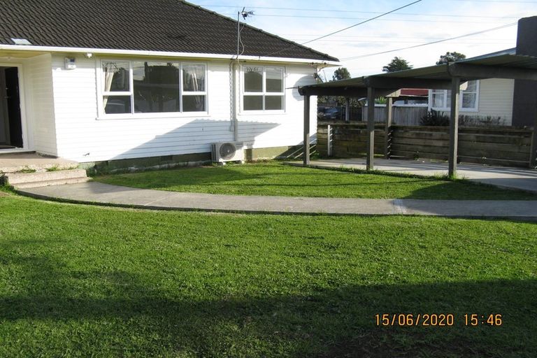 Photo of property in 2/8 Fisher Crescent, Otara, Auckland, 2023