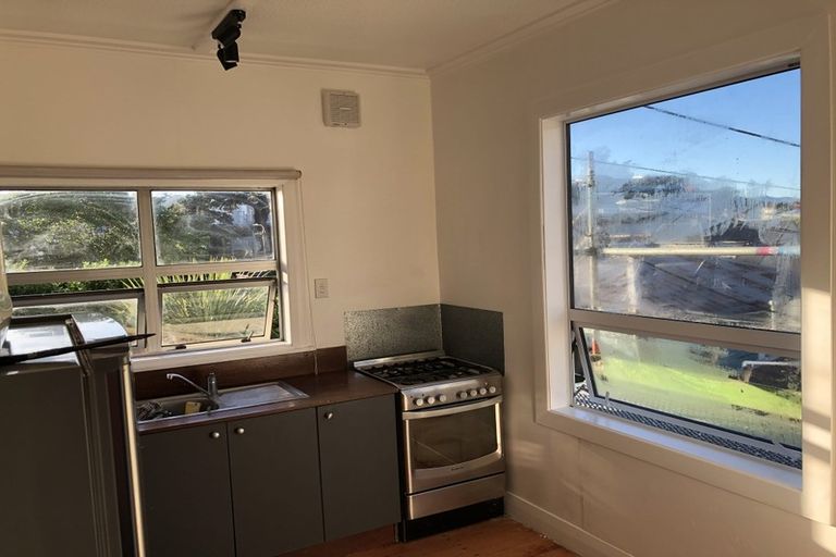 Photo of property in 14 Rolleston Street, Mount Cook, Wellington, 6021