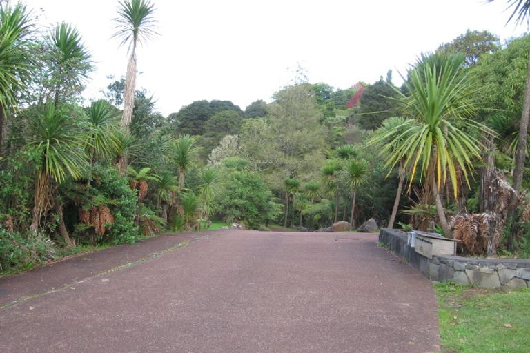 Photo of property in 366c Huia Road, Titirangi, Auckland, 0604