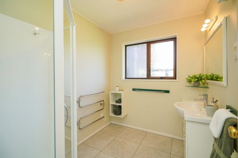 Photo of property in 211 Dunns Road, Otatara, Invercargill, 9879