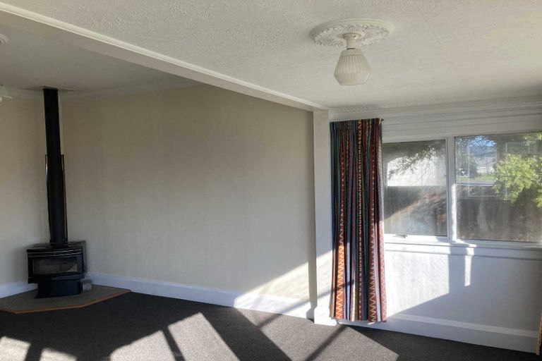 Photo of property in 10 Hargood Street, Woolston, Christchurch, 8062
