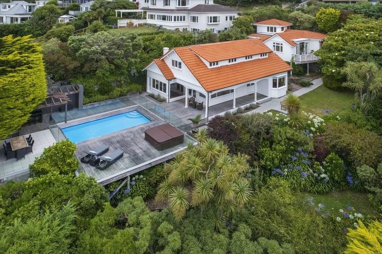 Photo of property in 17 Beere Haven Road, Seatoun, Wellington, 6022