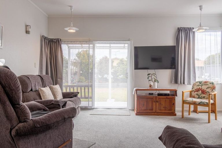 Photo of property in 2/77 Goulstone Road, Whakatane, 3120