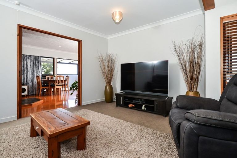 Photo of property in 8 Northview Lane, Nawton, Hamilton, 3200