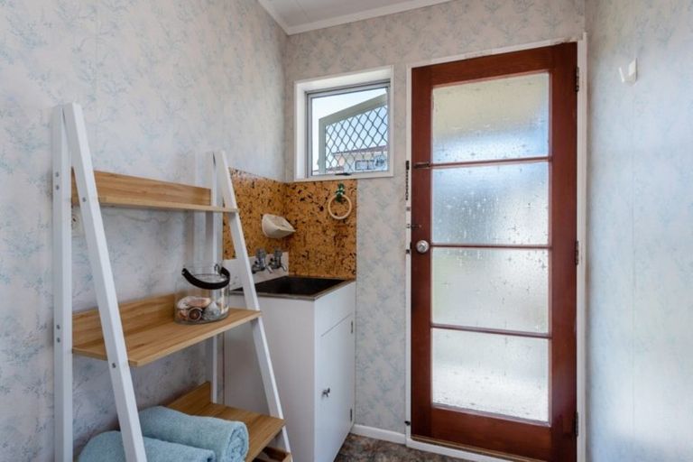 Photo of property in 17 Manawa Avenue, Raumati Beach, Paraparaumu, 5032