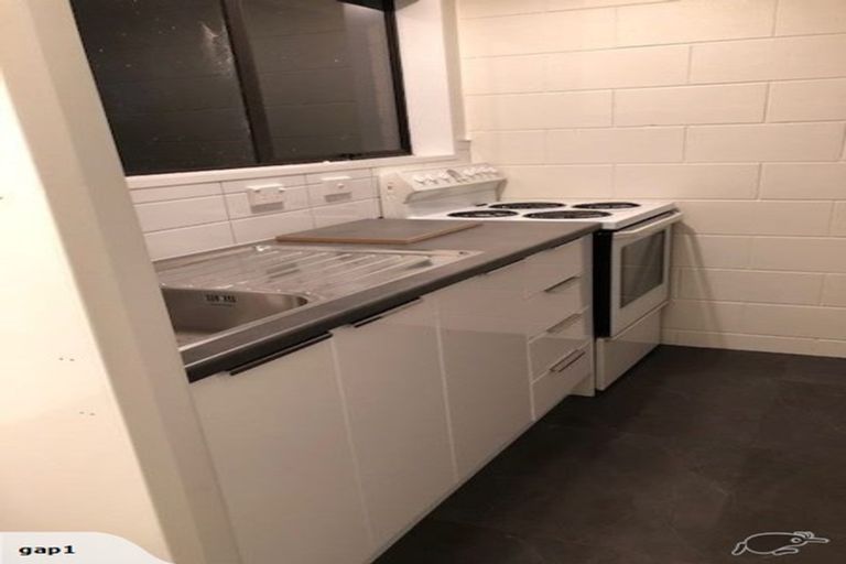 Photo of property in 93 Tremaine Avenue, Westbrook, Palmerston North, 4412