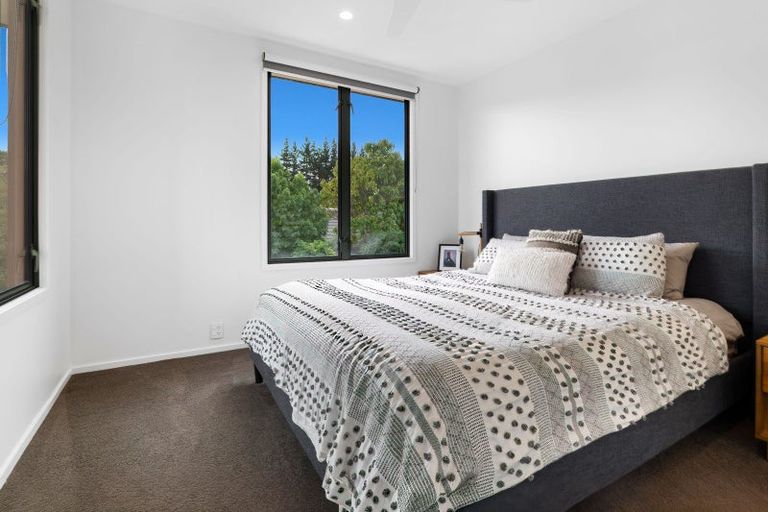 Photo of property in 16 Ridgewood Place, Shirley, Christchurch, 8061