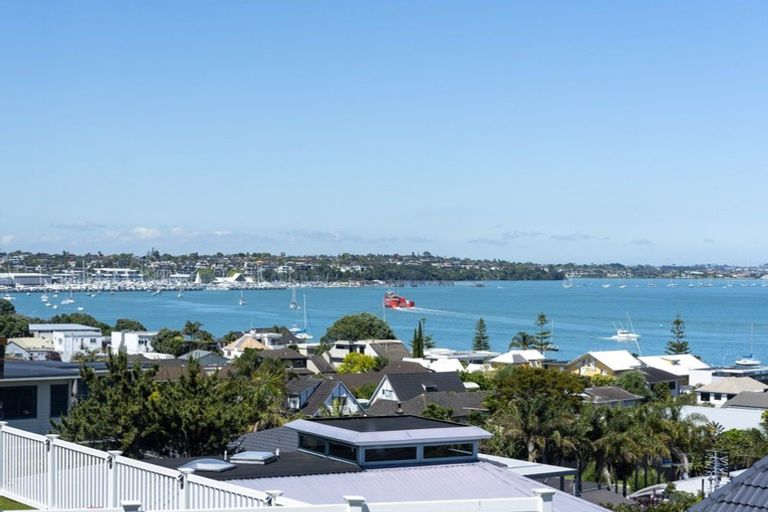 Photo of property in 31 Waller Avenue, Bucklands Beach, Auckland, 2012