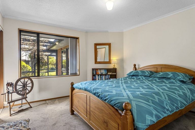 Photo of property in 2 Osborne Road, Amberley, 7410