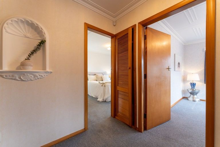 Photo of property in 8 Jason Street, Helensburgh, Dunedin, 9010