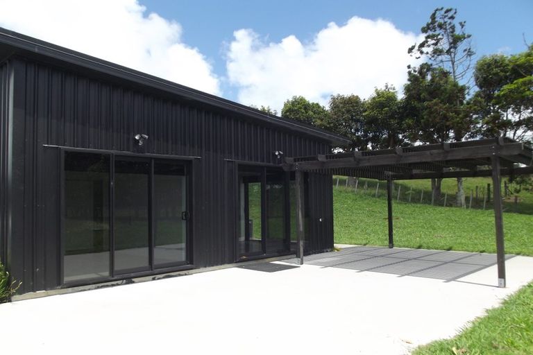 Photo of property in 239 Clarks Beach Road, Clarks Beach, Pukekohe, 2679