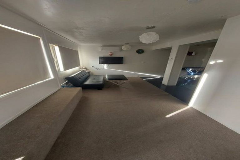 Photo of property in 9 Beaufort Place, Papatoetoe, Auckland, 2025