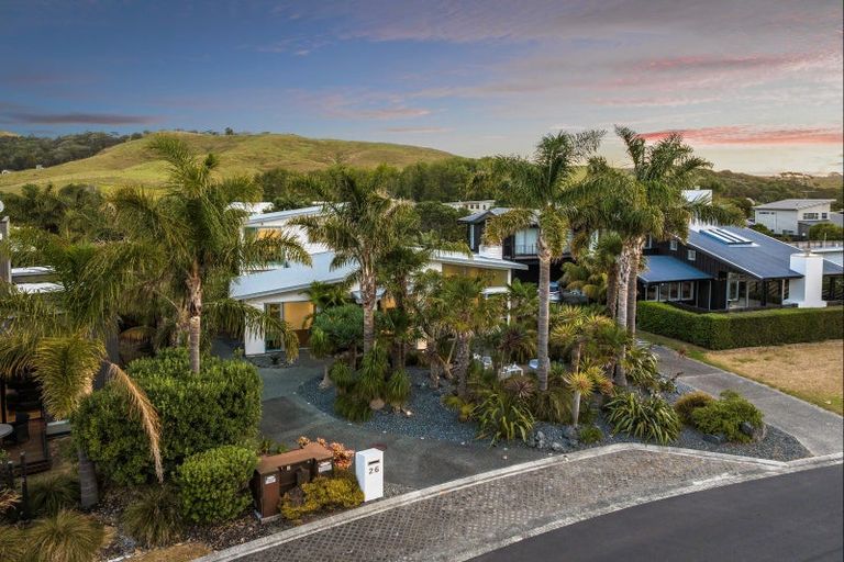 Photo of property in 26 Taumata Road, Omaha, Warkworth, 0986