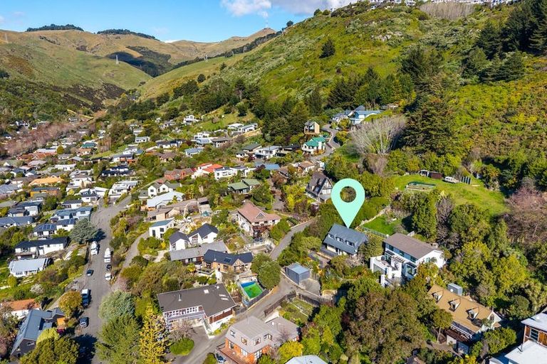Photo of property in 70 Landsdowne Terrace, Cashmere, Christchurch, 8022